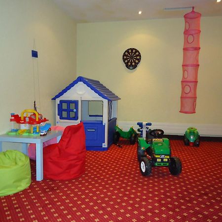 Hotel Quellenhof ロイカーバード 部屋 写真